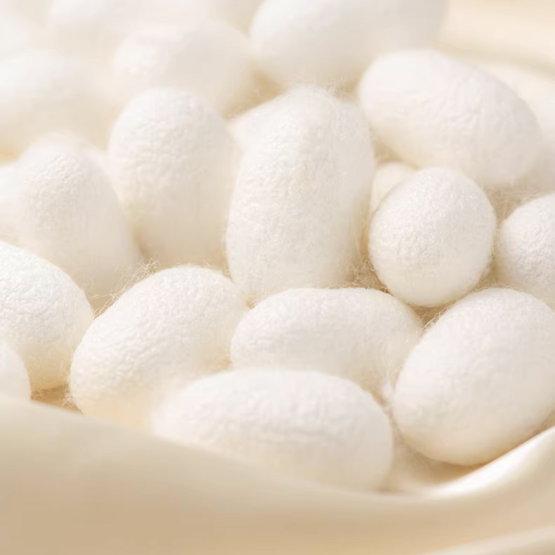 silk pillowcase_feature 2